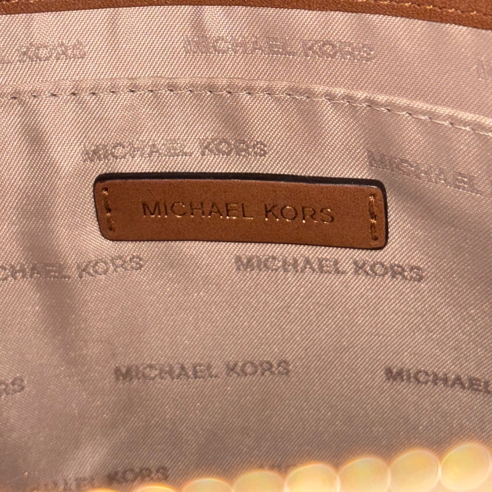 🌺Rare🌺 Michael Kors Floral Appliqué Limited Edition Clutch - Picture 10 of 12